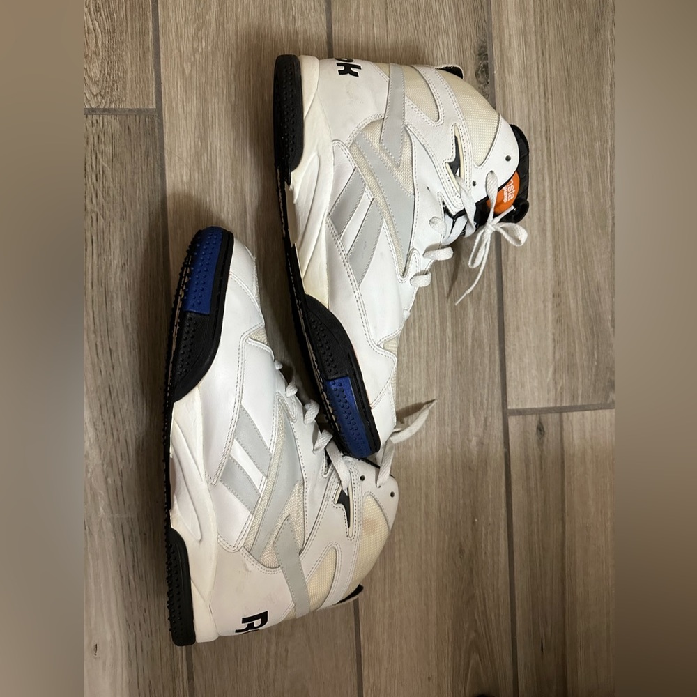 Reebok Pump Sneakers